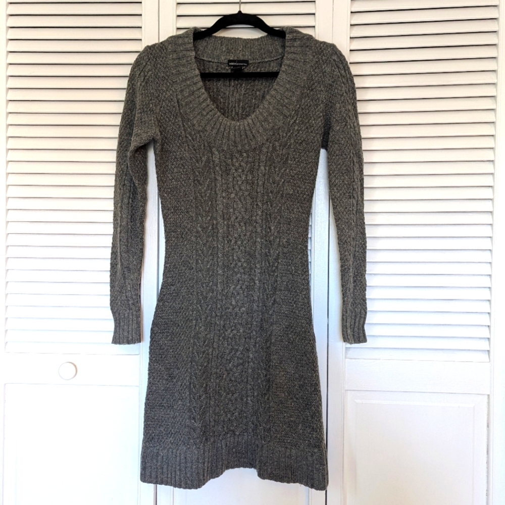 Cozy and Flattering Gray Cable Knit Sweater Dress